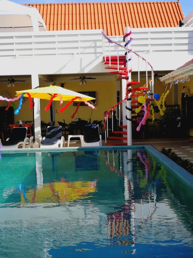 Barefeet Naturist Resort (Adults Only) Bangkok Buitenkant foto